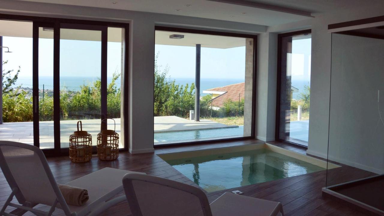 Villa Verna Agriresort Francavilla Al Mare Bagian luar foto