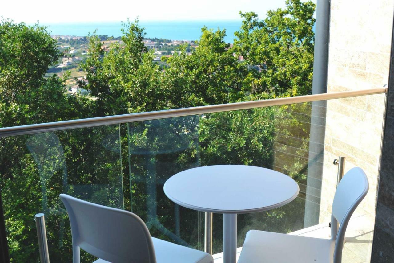 Villa Verna Agriresort Francavilla Al Mare Bagian luar foto