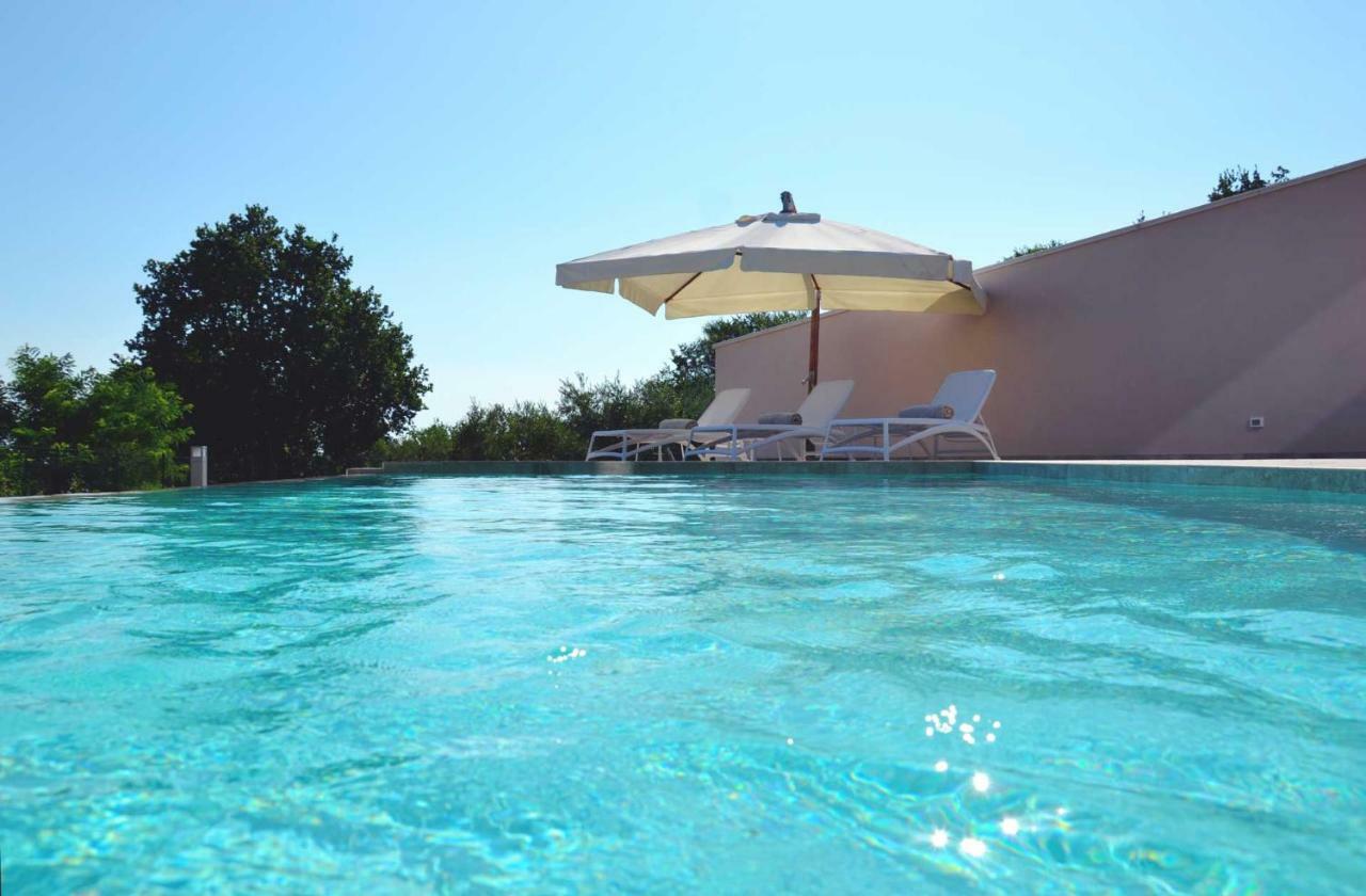 Villa Verna Agriresort Francavilla Al Mare Bagian luar foto